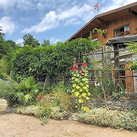 Al Cervo Tra I Laghi Tavernerio