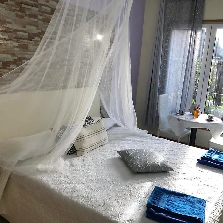 Al Cervo Tra I Laghi Bed & Breakfast