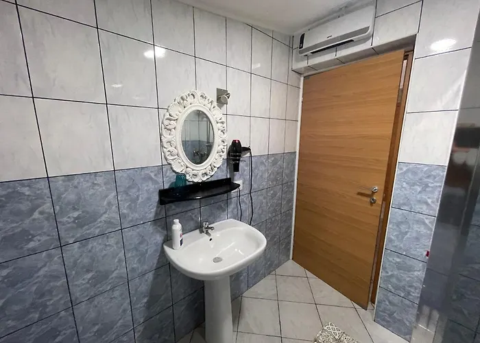 Al Cervo Tra I Laghi Bed and Breakfast Tavernerio