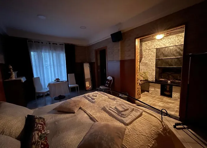 Al Cervo Tra I Laghi