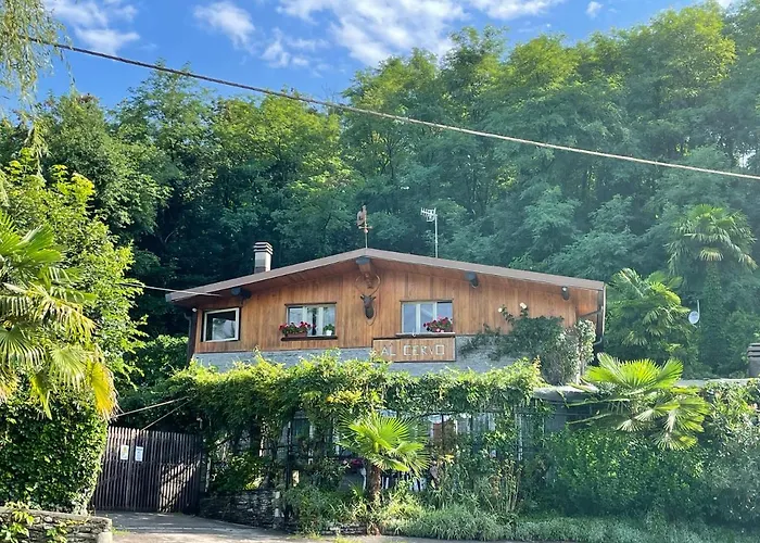 Al Cervo Tra I Laghi