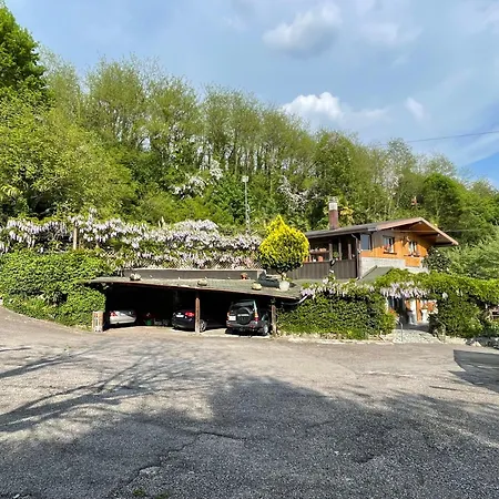 לינה וארוחת בוקר Al Cervo Tra I Laghi 3*