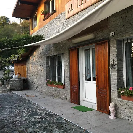 Al Cervo Tra I Laghi לינה וארוחת בוקר 3*